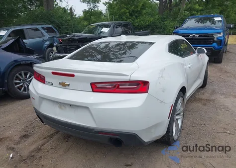 2016 Chevrolet Camaro 1Lt z USA, uszkodzony, nr VIN 1G1FB1RS2G0154923